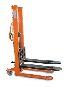 Apilador manual 540x1150 1000 kg.